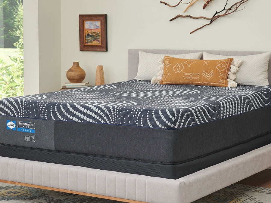 Sealy Posturepedic Plus Hybrid High Point 14" Plush Mattress -FLOOR MODEL CLOSEOUT